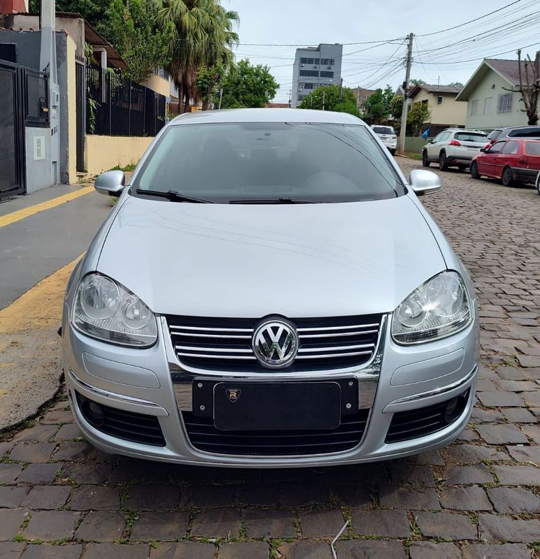 VOLKSWAGEN JETTA 2.5 20V 150/170cv Tiptronic 2008/2009 RENNER AUTOMÓVEIS LAJEADO / Carros no Vale VOLKSWAGEN JETTA 2.5 20V 150/170cv Tiptronic 2008/2009 RENNER AUTOMÓVEIS LAJEADO / Carros no Vale