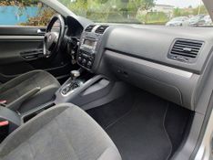 VOLKSWAGEN JETTA 2.5 20V 150/170cv Tiptronic 2008/2009 RENNER AUTOMÓVEIS LAJEADO / Carros no Vale