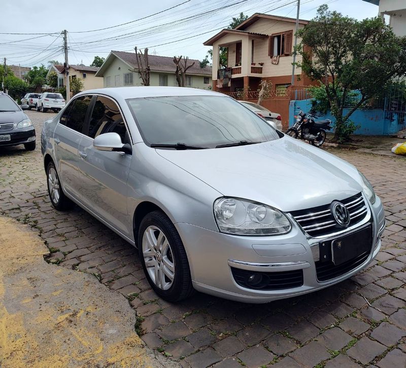 VOLKSWAGEN JETTA 2.5 20V 150/170cv Tiptronic 2008/2009 RENNER AUTOMÓVEIS LAJEADO / Carros no Vale VOLKSWAGEN JETTA 2.5 20V 150/170cv Tiptronic 2008/2009 RENNER AUTOMÓVEIS LAJEADO / Carros no Vale