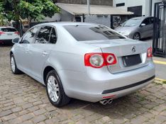 VOLKSWAGEN JETTA 2.5 20V 150/170cv Tiptronic 2008/2009 RENNER AUTOMÓVEIS LAJEADO / Carros no Vale