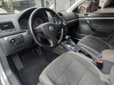VOLKSWAGEN JETTA 2.5 20V 150/170cv Tiptronic 2008/2009 RENNER AUTOMÓVEIS LAJEADO / Carros no Vale