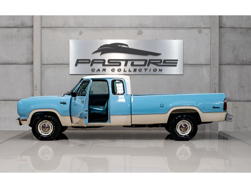DODGE D100 CLUB CAB 1974/1974 PASTORE CAR COLLECTION BENTO GONÇALVES / Carros no Vale DODGE D100 CLUB CAB 1974/1974 PASTORE CAR COLLECTION BENTO GONÇALVES / Carros no Vale