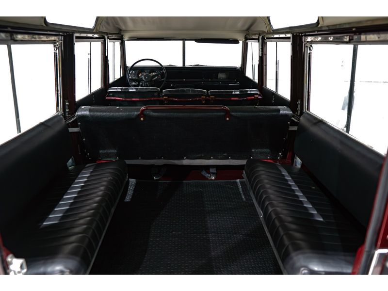 LAND ROVER SERIES III V8 61CV 1974/1974 PASTORE CAR COLLECTION BENTO GONÇALVES / Carros no Vale LAND ROVER SERIES III V8 61CV 1974/1974 PASTORE CAR COLLECTION BENTO GONÇALVES / Carros no Vale