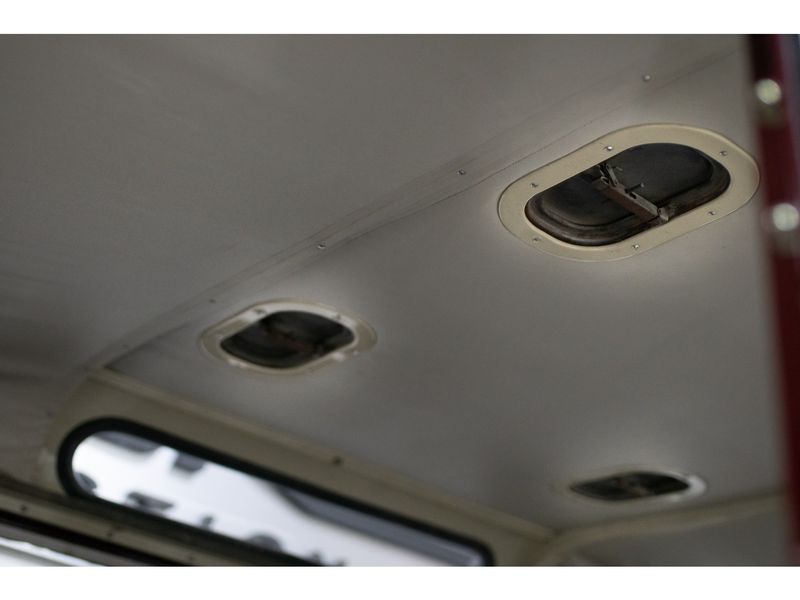 LAND ROVER SERIES III V8 61CV 1974/1974 PASTORE CAR COLLECTION BENTO GONÇALVES / Carros no Vale LAND ROVER SERIES III V8 61CV 1974/1974 PASTORE CAR COLLECTION BENTO GONÇALVES / Carros no Vale