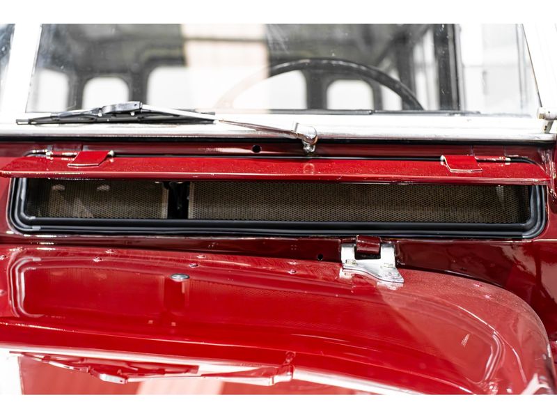 LAND ROVER SERIES III V8 61CV 1974/1974 PASTORE CAR COLLECTION BENTO GONÇALVES / Carros no Vale LAND ROVER SERIES III V8 61CV 1974/1974 PASTORE CAR COLLECTION BENTO GONÇALVES / Carros no Vale