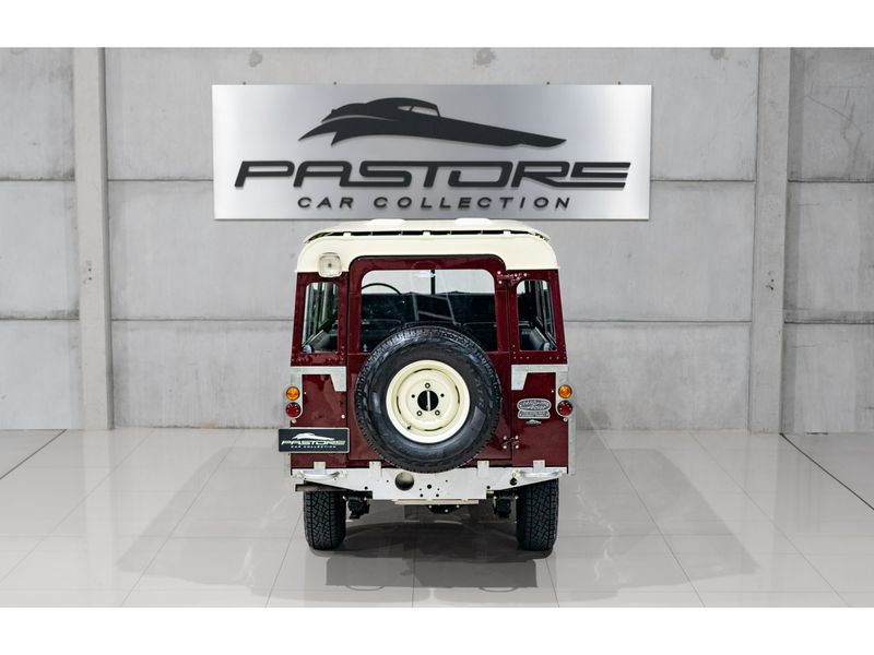 LAND ROVER SERIES III V8 61CV 1974/1974 PASTORE CAR COLLECTION BENTO GONÇALVES / Carros no Vale LAND ROVER SERIES III V8 61CV 1974/1974 PASTORE CAR COLLECTION BENTO GONÇALVES / Carros no Vale