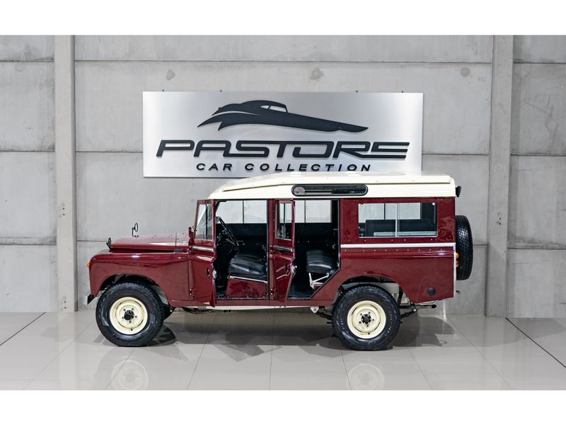 LAND ROVER SERIES III V8 61CV 1974/1974 PASTORE CAR COLLECTION BENTO GONÇALVES / Carros no Vale LAND ROVER SERIES III V8 61CV 1974/1974 PASTORE CAR COLLECTION BENTO GONÇALVES / Carros no Vale
