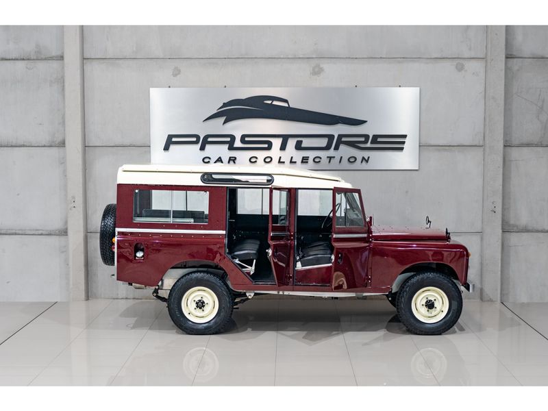 LAND ROVER SERIES III V8 61CV 1974/1974 PASTORE CAR COLLECTION BENTO GONÇALVES / Carros no Vale LAND ROVER SERIES III V8 61CV 1974/1974 PASTORE CAR COLLECTION BENTO GONÇALVES / Carros no Vale