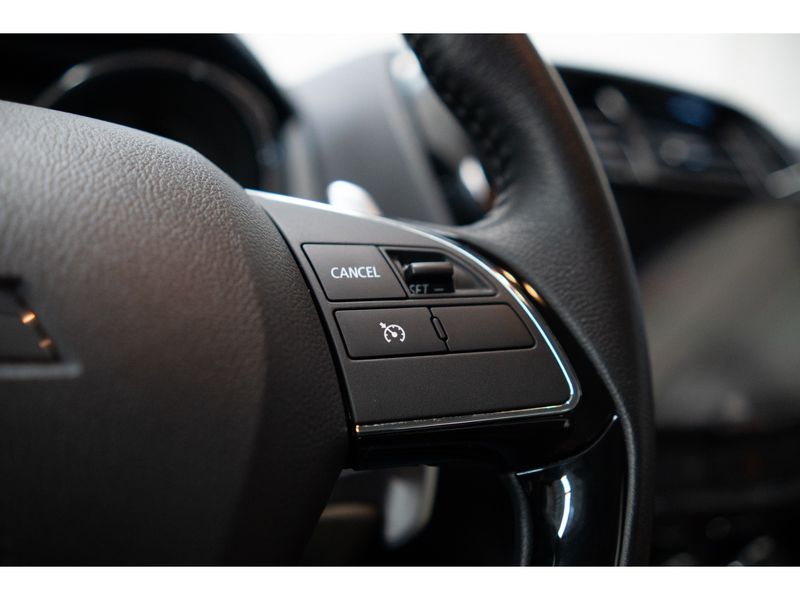 MITSUBISHI OUTLANDER 2.0 MIVEC HPE 2021/2022 PASTORE CAR COLLECTION BENTO GONÇALVES / Carros no Vale