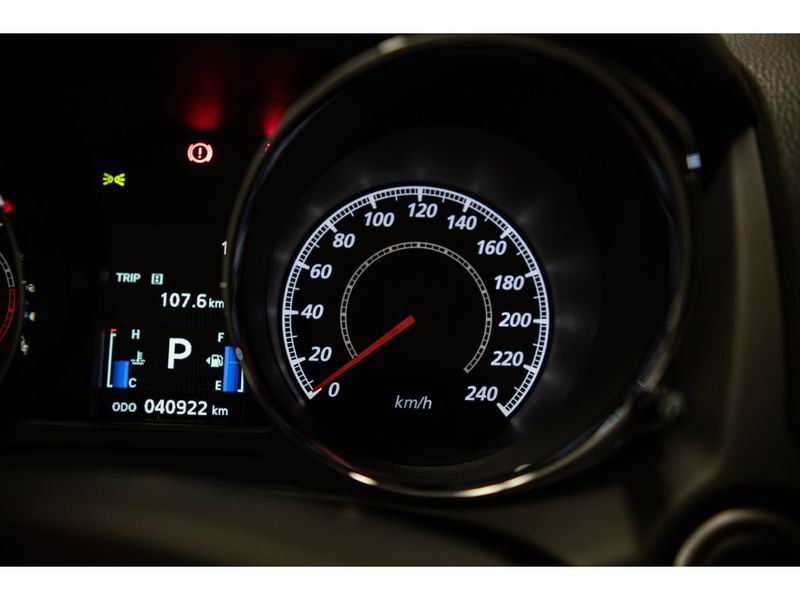 MITSUBISHI OUTLANDER 2.0 MIVEC HPE 2021/2022 PASTORE CAR COLLECTION BENTO GONÇALVES / Carros no Vale