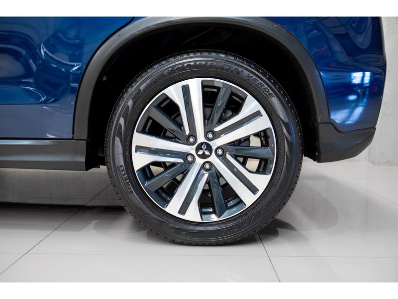 MITSUBISHI OUTLANDER 2.0 MIVEC HPE 2021/2022 PASTORE CAR COLLECTION BENTO GONÇALVES / Carros no Vale