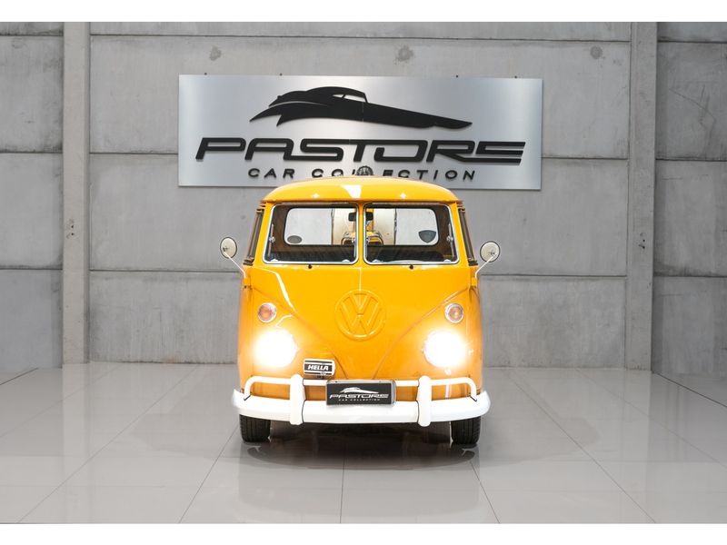 VOLKSWAGEN KOMBI 1.5 LUXO 8V 3P 1973/1973 PASTORE CAR COLLECTION BENTO GONÇALVES / Carros no Vale VOLKSWAGEN KOMBI 1.5 LUXO 8V 3P 1973/1973 PASTORE CAR COLLECTION BENTO GONÇALVES / Carros no Vale