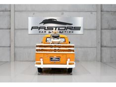 VOLKSWAGEN KOMBI 1.5 LUXO 8V 3P 1973/1973 PASTORE CAR COLLECTION BENTO GONÇALVES / Carros no Vale