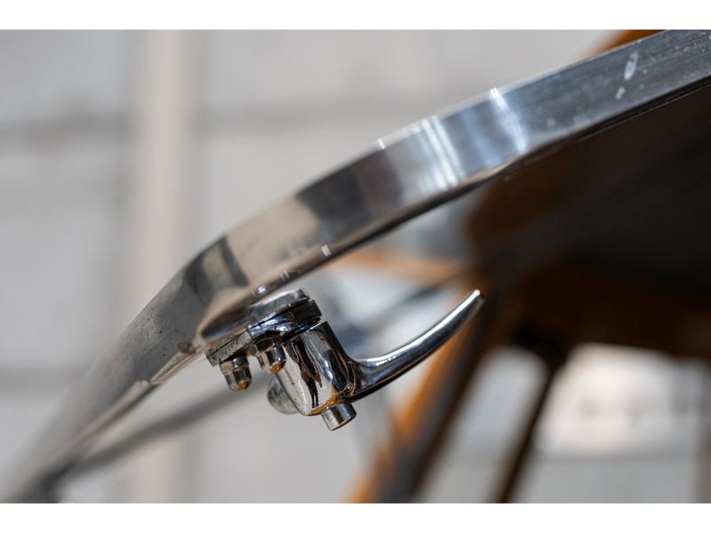 VOLKSWAGEN KOMBI 1.5 LUXO 8V 3P 1973/1973 PASTORE CAR COLLECTION BENTO GONÇALVES / Carros no Vale VOLKSWAGEN KOMBI 1.5 LUXO 8V 3P 1973/1973 PASTORE CAR COLLECTION BENTO GONÇALVES / Carros no Vale