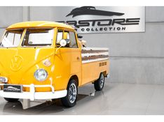VOLKSWAGEN KOMBI 1.5 LUXO 8V 3P 1973/1973 PASTORE CAR COLLECTION BENTO GONÇALVES / Carros no Vale