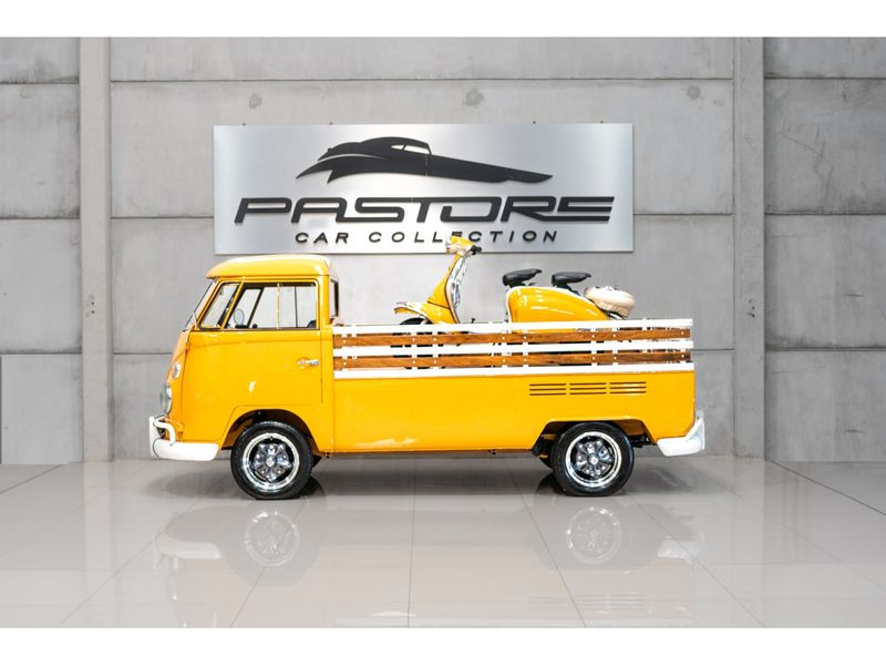 VOLKSWAGEN KOMBI 1.5 LUXO 8V 3P 1973/1973 PASTORE CAR COLLECTION BENTO GONÇALVES / Carros no Vale VOLKSWAGEN KOMBI 1.5 LUXO 8V 3P 1973/1973 PASTORE CAR COLLECTION BENTO GONÇALVES / Carros no Vale