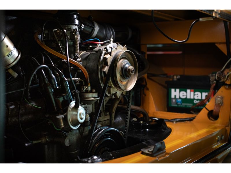 VOLKSWAGEN KOMBI 1.5 LUXO 8V 3P 1973/1973 PASTORE CAR COLLECTION BENTO GONÇALVES / Carros no Vale VOLKSWAGEN KOMBI 1.5 LUXO 8V 3P 1973/1973 PASTORE CAR COLLECTION BENTO GONÇALVES / Carros no Vale