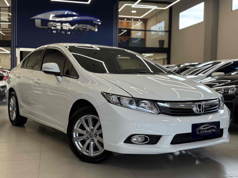 HONDA CIVIC 2.0 LXR 16V 2013/2014 LEHMEN VEÍCULOS VENÂNCIO AIRES / Carros no Vale