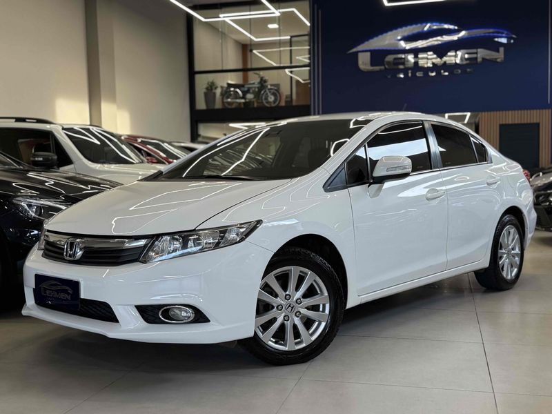 HONDA CIVIC 2.0 LXR 16V 2013/2014 LEHMEN VEÍCULOS VENÂNCIO AIRES / Carros no Vale
