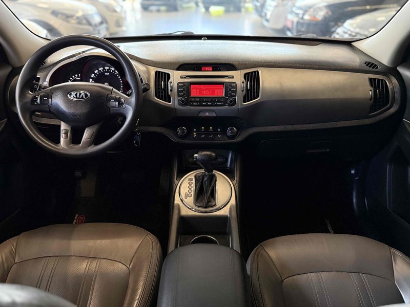 KIA SPORTAGE 2.0 LX 4X4 16V 2014/2015 LEHMEN VEÍCULOS VENÂNCIO AIRES / Carros no Vale