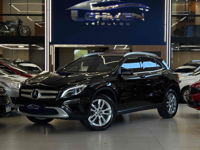 MERCEDES-BENZ GLA 200 1.6 CGI ADVANCE 16V TURBO 2016/2016 LEHMEN VEÍCULOS VENÂNCIO AIRES / Carros no Vale