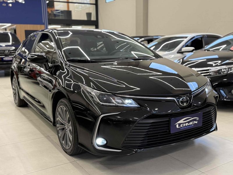 TOYOTA COROLLA 2.0 VVT-IE XEI DIRECT SHIFT 2022/2023 LEHMEN VEÍCULOS VENÂNCIO AIRES / Carros no Vale
