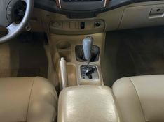 TOYOTA HILUX SW4 3.0 SRV 4X4 7 LUGARES 16V TURBO INTERCOOLER 2010/2010 LEHMEN VEÍCULOS VENÂNCIO AIRES / Carros no Vale