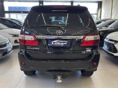 TOYOTA HILUX SW4 3.0 SRV 4X4 7 LUGARES 16V TURBO INTERCOOLER 2010/2010 LEHMEN VEÍCULOS VENÂNCIO AIRES / Carros no Vale