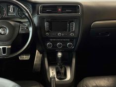 VOLKSWAGEN JETTA 2.0 TSI HIGHLINE 211CV TIPTRONIC 2013/2013 LEHMEN VEÍCULOS VENÂNCIO AIRES / Carros no Vale