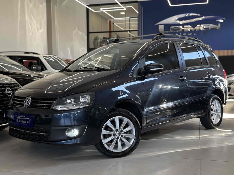 VOLKSWAGEN SPACEFOX 1.6 MI TREND 8V 2011/2012 LEHMEN VEÍCULOS VENÂNCIO AIRES / Carros no Vale