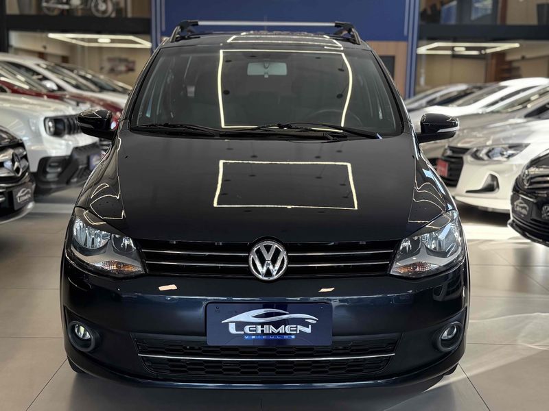 VOLKSWAGEN SPACEFOX 1.6 MI TREND 8V 2011/2012 LEHMEN VEÍCULOS VENÂNCIO AIRES / Carros no Vale