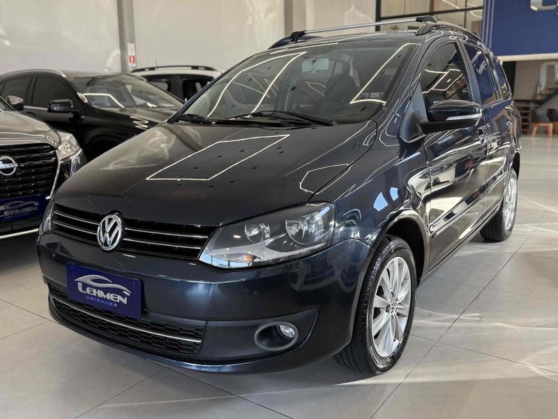 VOLKSWAGEN SPACEFOX 1.6 MI TREND 8V 2011/2012 LEHMEN VEÍCULOS VENÂNCIO AIRES / Carros no Vale