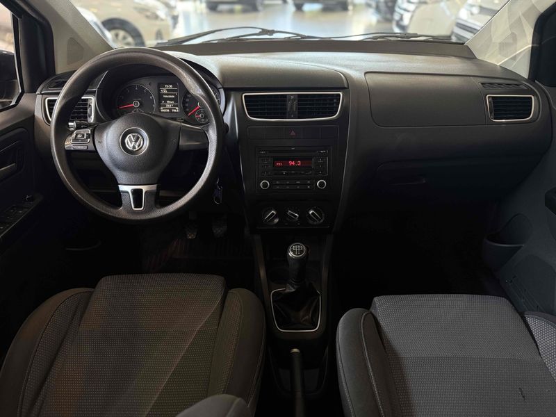 VOLKSWAGEN SPACEFOX 1.6 MI TREND 8V 2011/2012 LEHMEN VEÍCULOS VENÂNCIO AIRES / Carros no Vale