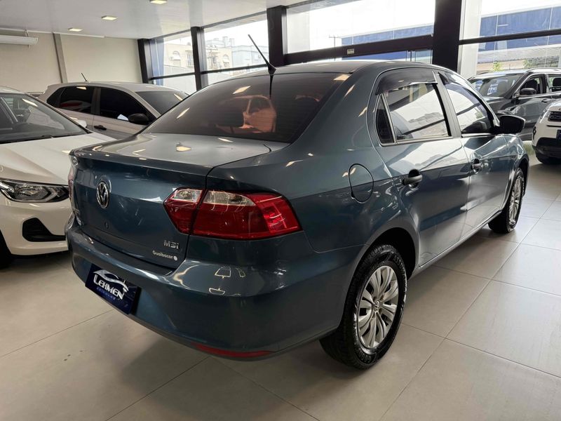 VOLKSWAGEN VOYAGE 1.6 MSI TOTALFLEX TRENDLINE 2016/2017 LEHMEN VEÍCULOS VENÂNCIO AIRES / Carros no Vale