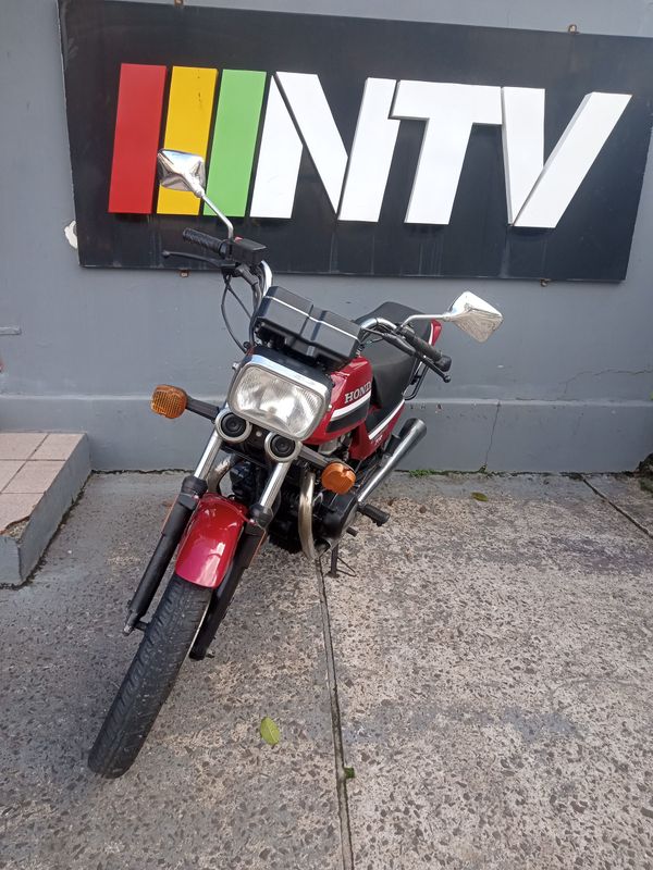 Honda Motos Cb 450-tr 1987/1987 NECO TOLATI VEÍCULOS VENÂNCIO AIRES / Carros no Vale