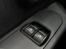 Fiat MOBI 1.0 EVO FLEX LIKE MANUAL 2023/2024 BETIOLO NOVOS E SEMINOVOS LAJEADO / Carros no Vale