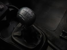 Fiat MOBI 1.0 EVO FLEX LIKE MANUAL 2023/2024 BETIOLO NOVOS E SEMINOVOS LAJEADO / Carros no Vale