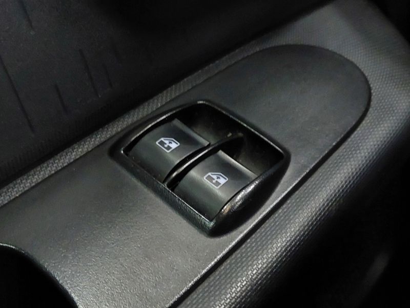 Fiat MOBI 1.0 EVO FLEX LIKE MANUAL 2022/2023 BETIOLO NOVOS E SEMINOVOS LAJEADO / Carros no Vale Fiat MOBI 1.0 EVO FLEX LIKE MANUAL 2022/2023 BETIOLO NOVOS E SEMINOVOS LAJEADO / Carros no Vale