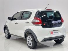 Fiat MOBI 1.0 EVO FLEX LIKE MANUAL 2022/2023 BETIOLO NOVOS E SEMINOVOS LAJEADO / Carros no Vale