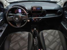 Fiat MOBI 1.0 EVO FLEX LIKE MANUAL 2022/2023 BETIOLO NOVOS E SEMINOVOS LAJEADO / Carros no Vale