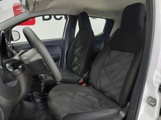 Fiat MOBI 1.0 EVO FLEX LIKE MANUAL 2022/2023 BETIOLO NOVOS E SEMINOVOS LAJEADO / Carros no Vale