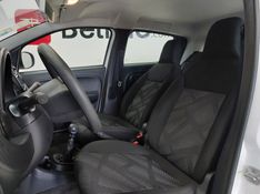 Fiat MOBI 1.0 EVO FLEX LIKE MANUAL 2023/2024 BETIOLO NOVOS E SEMINOVOS LAJEADO / Carros no Vale