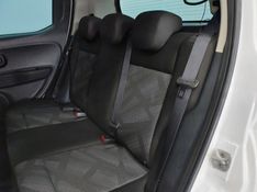 Fiat MOBI 1.0 EVO FLEX LIKE MANUAL 2023/2024 BETIOLO NOVOS E SEMINOVOS LAJEADO / Carros no Vale