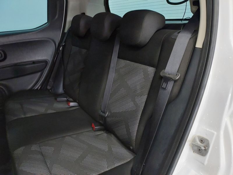 Fiat MOBI 1.0 EVO FLEX LIKE MANUAL 2023/2024 BETIOLO NOVOS E SEMINOVOS LAJEADO / Carros no Vale Fiat MOBI 1.0 EVO FLEX LIKE MANUAL 2023/2024 BETIOLO NOVOS E SEMINOVOS LAJEADO / Carros no Vale