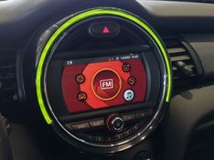 Mini COOPER 1.5 12V TWINPOWER GASOLINA 4P STEPTRONIC 2018/2019 BETIOLO NOVOS E SEMINOVOS LAJEADO / Carros no Vale