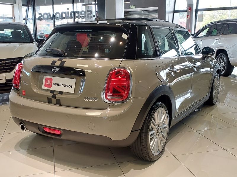 Mini COOPER 1.5 12V TWINPOWER GASOLINA 4P STEPTRONIC 2018/2019 BETIOLO NOVOS E SEMINOVOS LAJEADO / Carros no Vale Mini COOPER 1.5 12V TWINPOWER GASOLINA 4P STEPTRONIC 2018/2019 BETIOLO NOVOS E SEMINOVOS LAJEADO / Carros no Vale