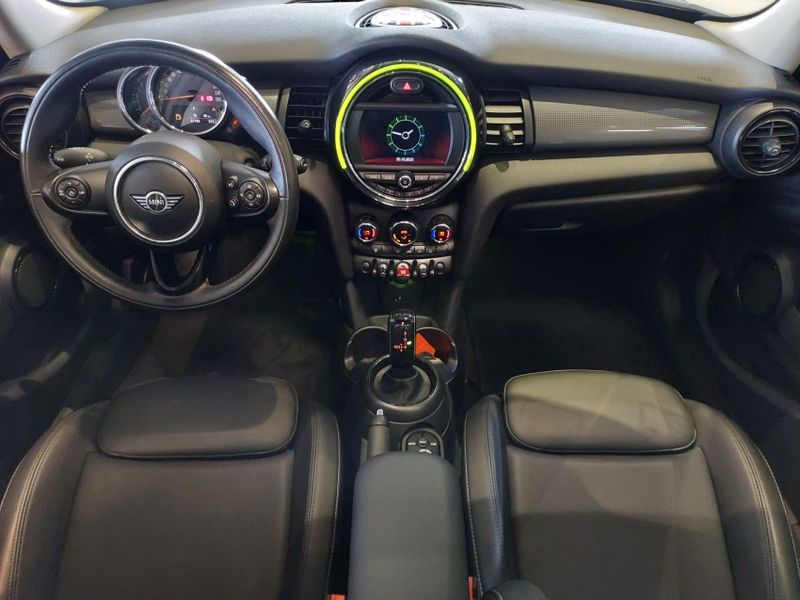 Mini COOPER 1.5 12V TWINPOWER GASOLINA 4P STEPTRONIC 2018/2019 BETIOLO NOVOS E SEMINOVOS LAJEADO / Carros no Vale Mini COOPER 1.5 12V TWINPOWER GASOLINA 4P STEPTRONIC 2018/2019 BETIOLO NOVOS E SEMINOVOS LAJEADO / Carros no Vale