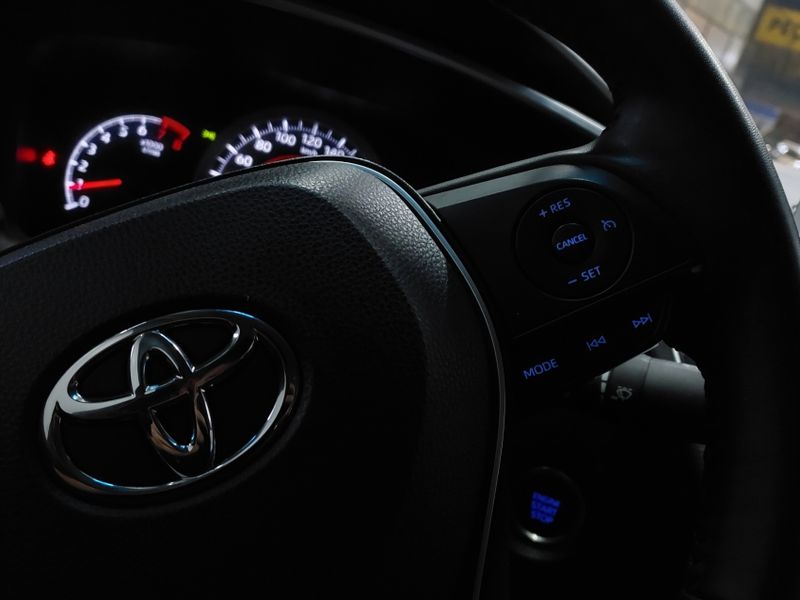 Toyota COROLLA 2.0 VVT-IE FLEX XEI DIRECT SHIFT 2021/2022 BETIOLO NOVOS E SEMINOVOS LAJEADO / Carros no Vale Toyota COROLLA 2.0 VVT-IE FLEX XEI DIRECT SHIFT 2021/2022 BETIOLO NOVOS E SEMINOVOS LAJEADO / Carros no Vale