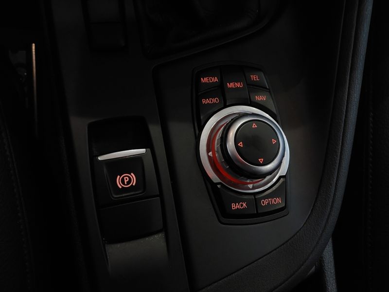 BMW X1 2.0 16V TURBO ACTIVEFLEX SDRIVE20I 4P AUTOMÁTICO 2016/2016 BETIOLO NOVOS E SEMINOVOS LAJEADO / Carros no Vale BMW X1 2.0 16V TURBO ACTIVEFLEX SDRIVE20I 4P AUTOMÁTICO 2016/2016 BETIOLO NOVOS E SEMINOVOS LAJEADO / Carros no Vale