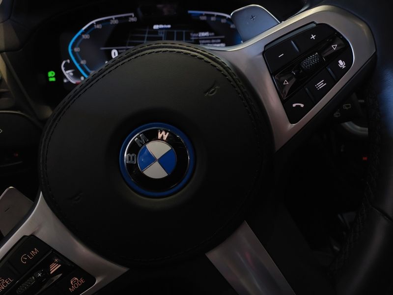 BMW X3 2.0 16V HÍBRIDO M SPORT XDRIVE30E STEPTRONIC 2024/2024 BETIOLO NOVOS E SEMINOVOS LAJEADO / Carros no Vale